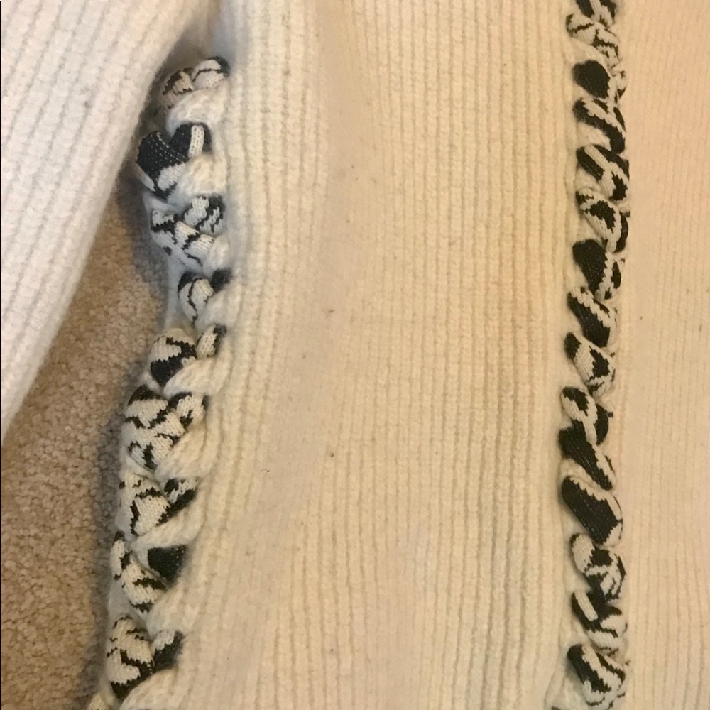 Tabula Rasa Sweater - Picture 2 of 4